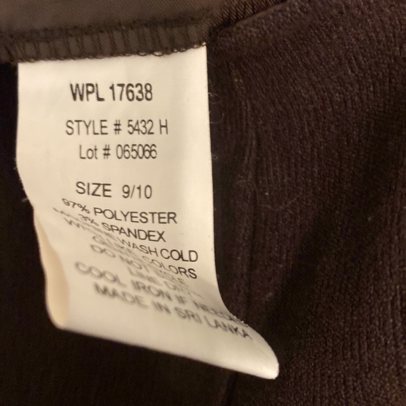 Women’s Suits Us Jacket & Skirt - Picture 6 of 6